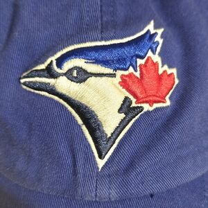 Toronto Blue Jays ’47 Clean Up Strapback – MLB Adjustable Baseball Cap OSFA